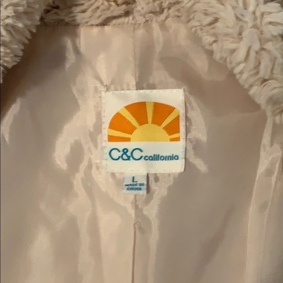 NWOT C&C California Sweater Jacket, Size Large - Picture 3 of 3